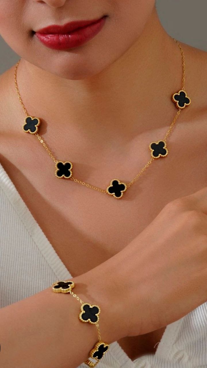 نیم ست گردنبند و دستبند ونکلیف مشکی طلایی استیل رنگ ثابت